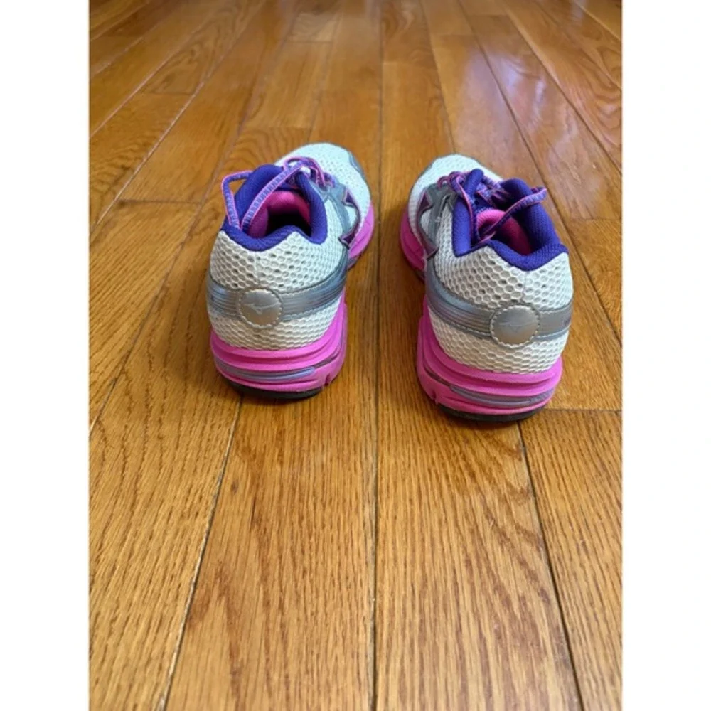 Mizuno Wave Legend 3 Womens Running Shoes White Purple Silver J1GD151067 size 9